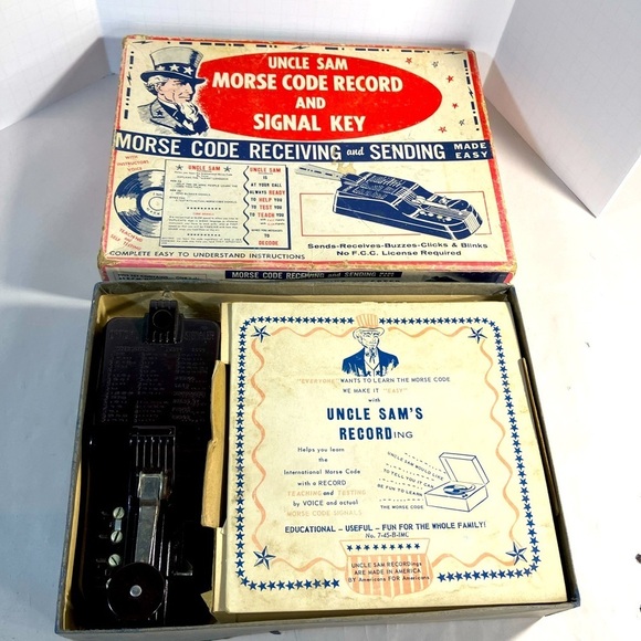 Vintage 50’s Morse Code Signal Key and Instructional 45 RPM Vinyl Record - Picture 4 of 11